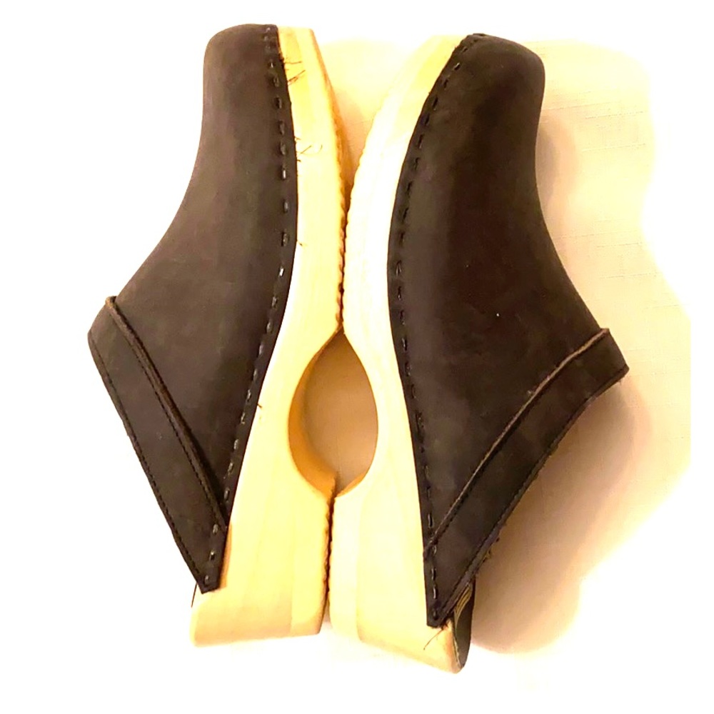 AUTHENTIC SVEN HEELED CLOGS BLACK LEATHER SIZE 7 NEW ⭐️⭐️⭐️⭐️⭐️ - Picture 3 of 12